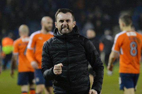 Image Nathan Jones จ่อหวลนั่งเก้าอี้สโมสรลูตัน ทาวน์ คำรบสอง