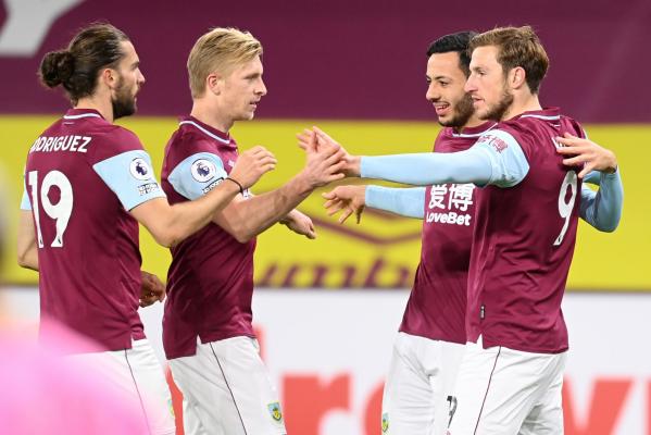 Image Rodriguez และ Vydra เซ็นสัญญาข้อตกลงใหม่กับ Burnley