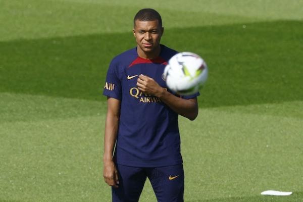 Image บาเยิร์น มิวนิคเข้าร่วมลิเวอร์พูลในการแข่งขันล่าตัว Kylian Mbappe